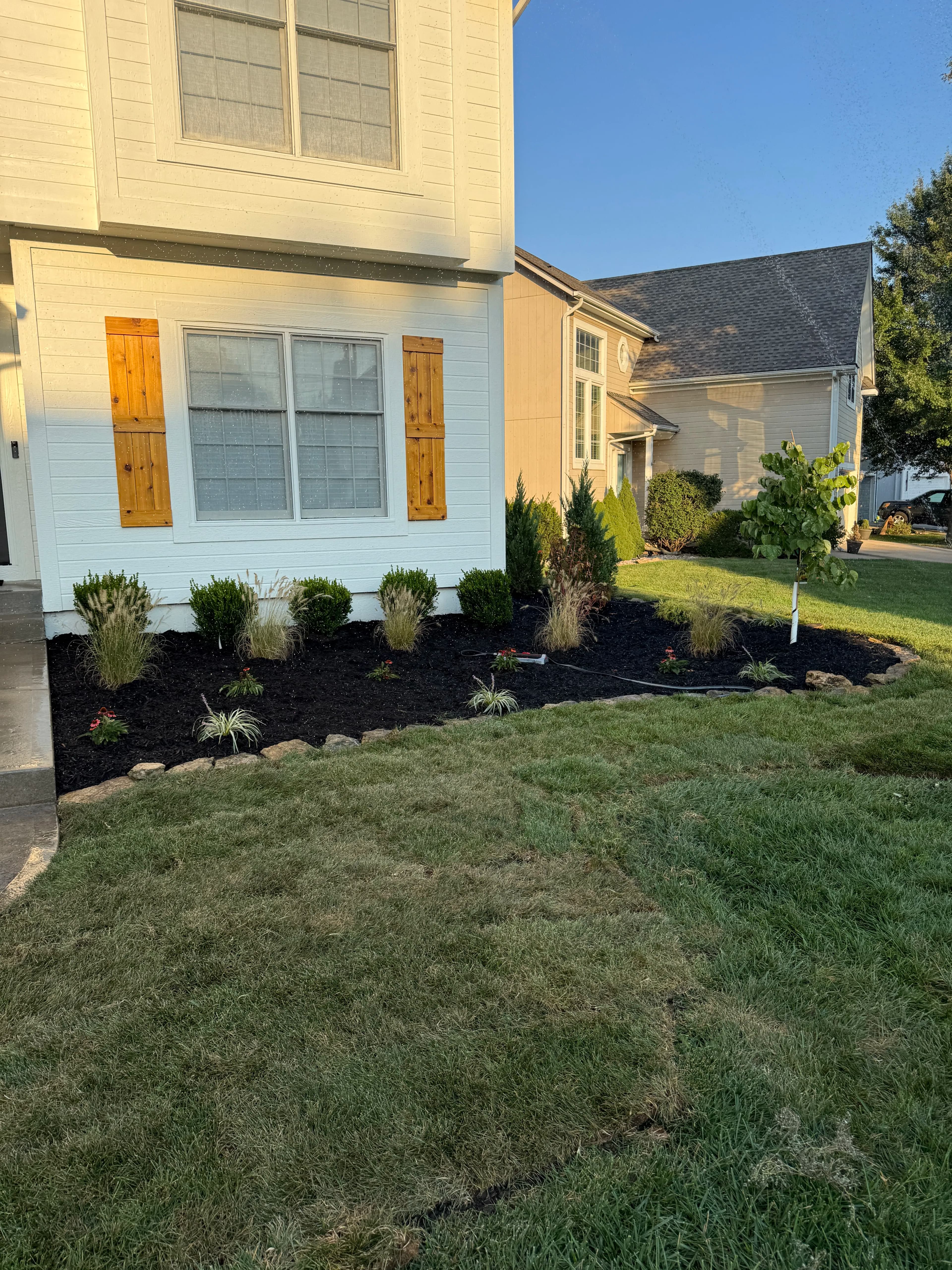 Project Fresh Planting Beds and Mulch Boost Curb Appeal in Olathe image