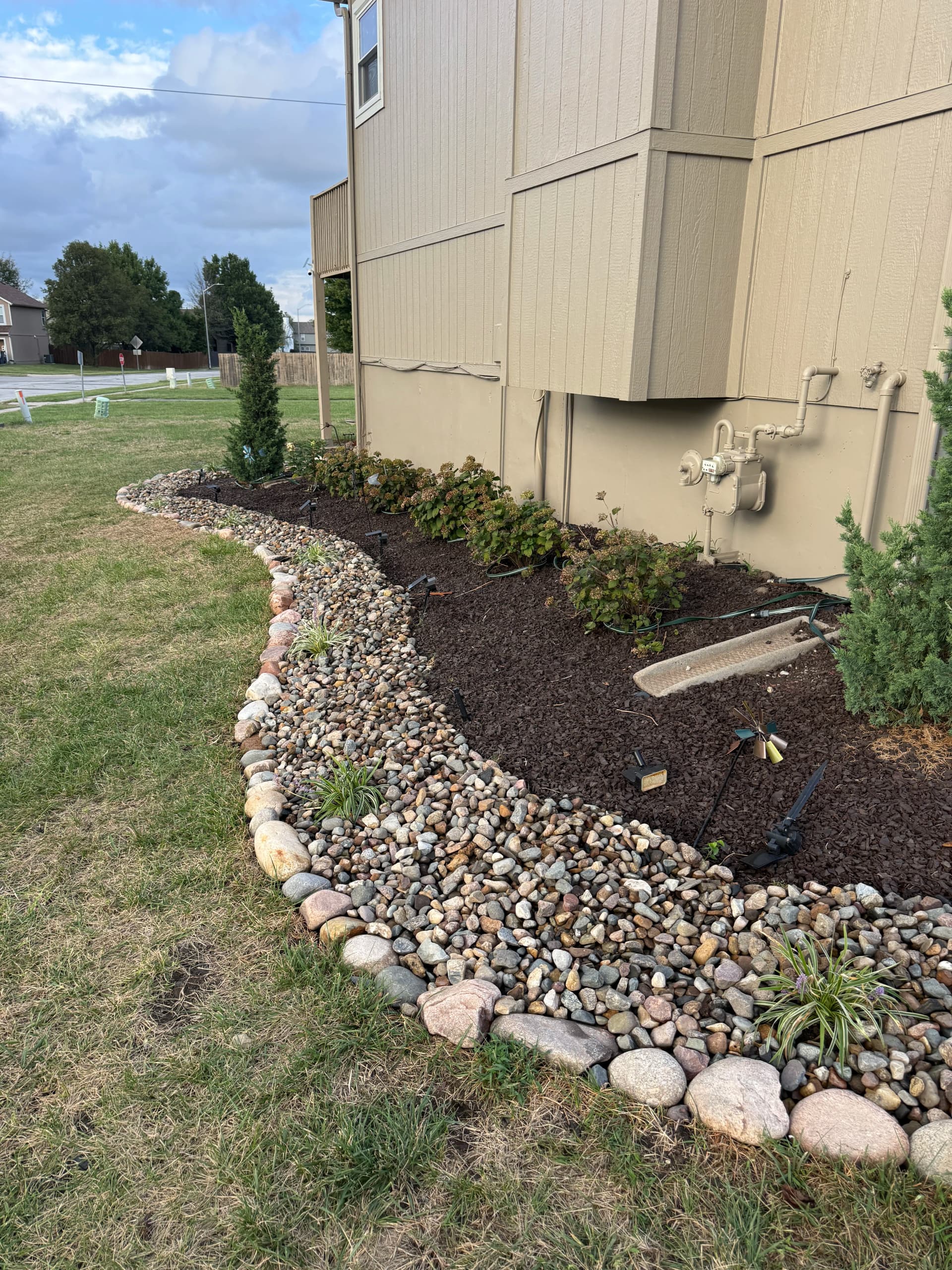 Gallery photos for Decorative Gravel and Perennial Planting Upgrade in Olathe: Image #2