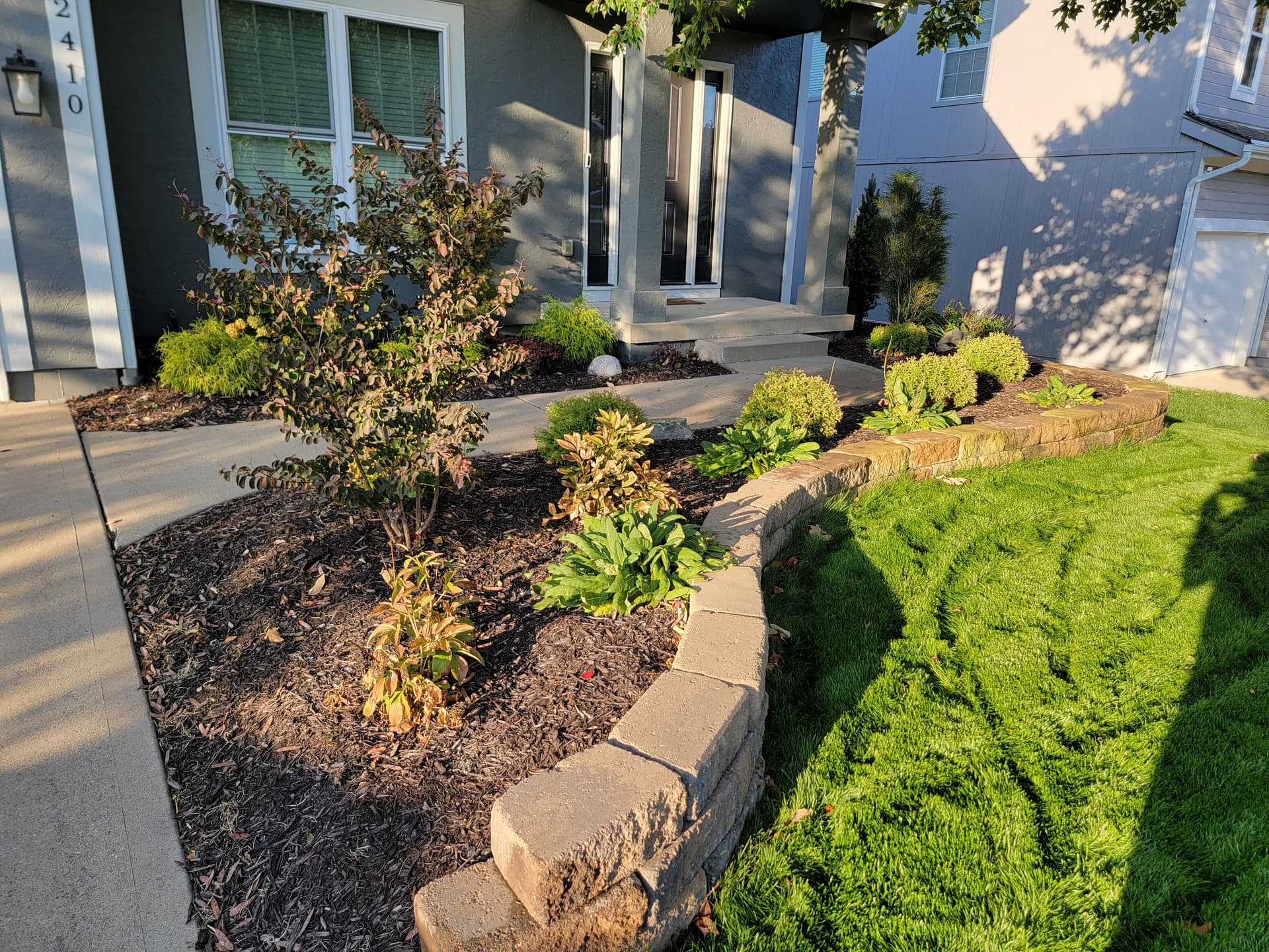 Vibrant Front Yard Makeover in Lees Summit image