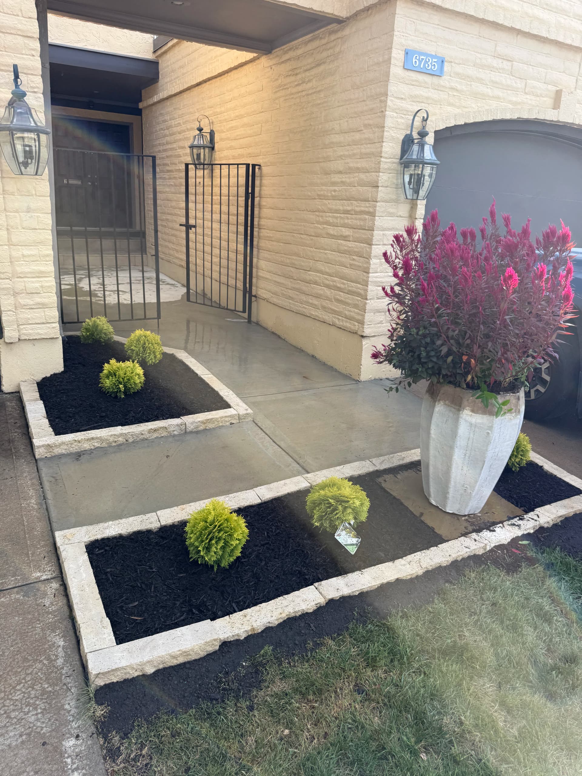 Gallery photos for Front Entry Garden Makeover in Overland Park: Image #3