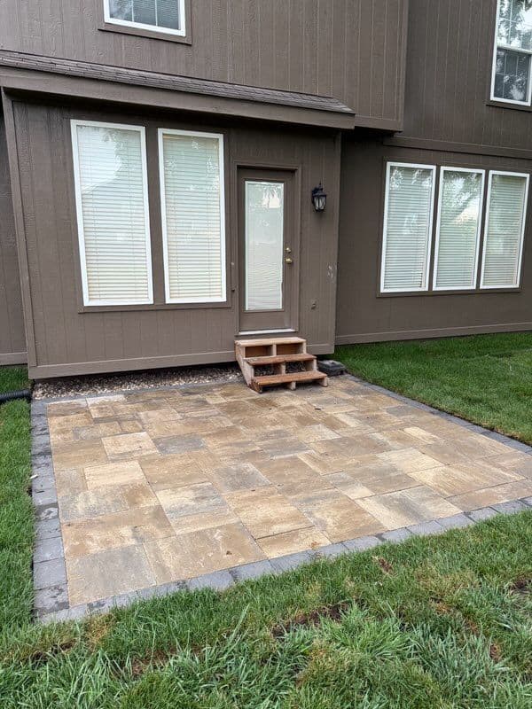 Gallery photos for Backyard Paver Patio Transformation in Olathe: Image #2