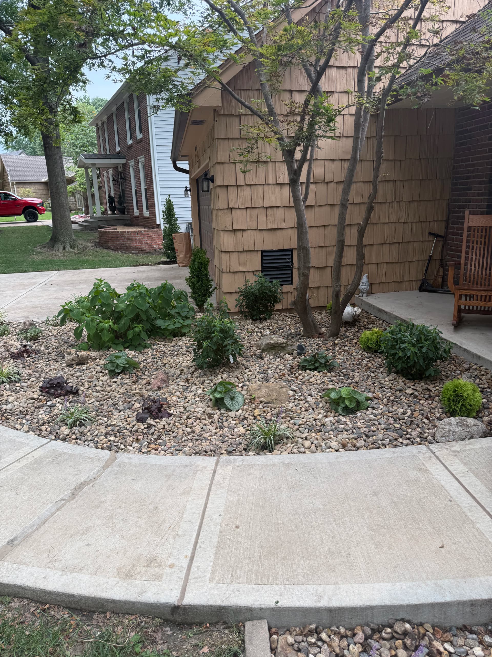 Gallery photos for Front Yard Garden Renovation in Overland Park KS: Image #1