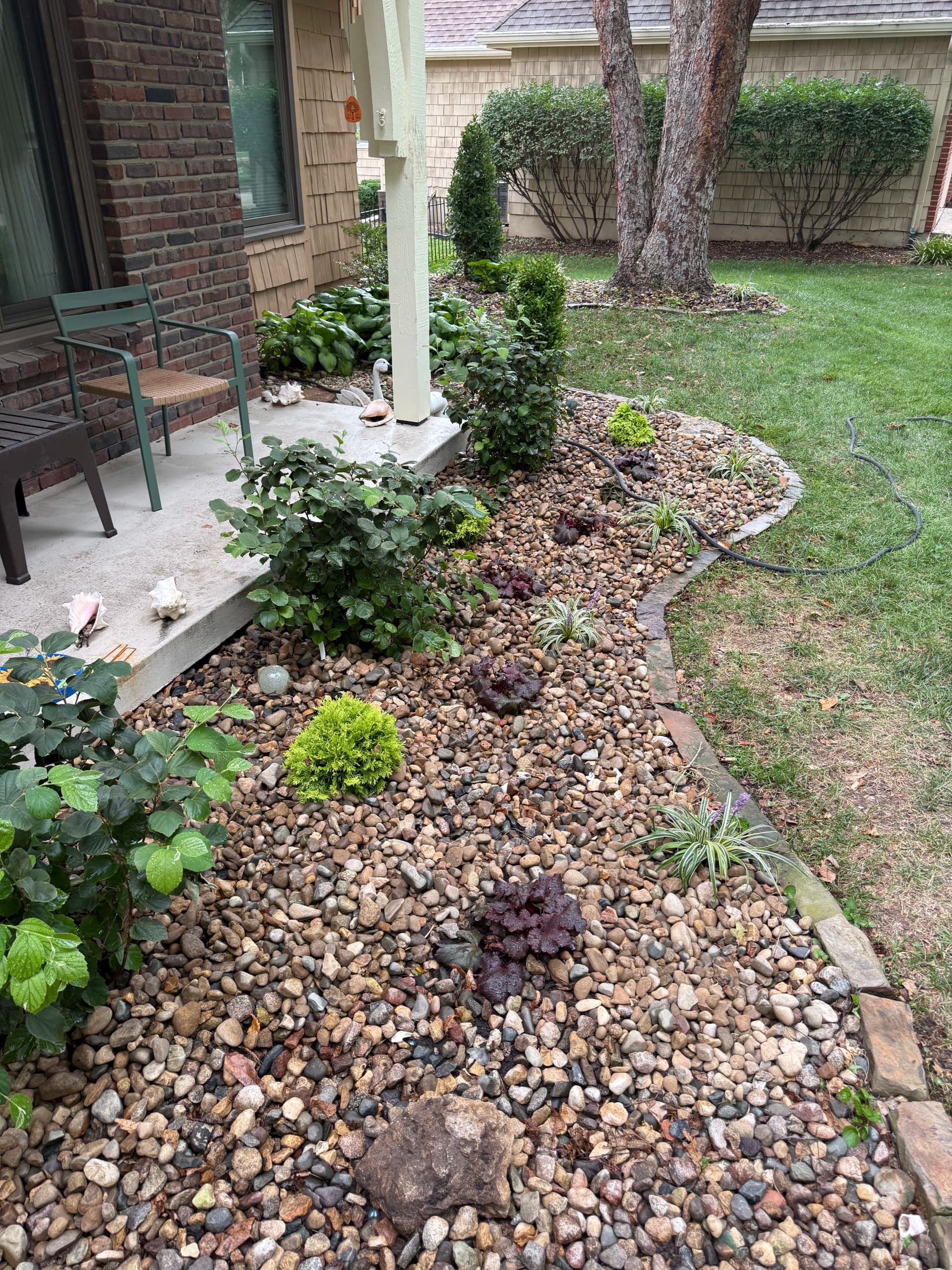 Gallery photos for Front Yard Garden Renovation in Overland Park KS: Image #3