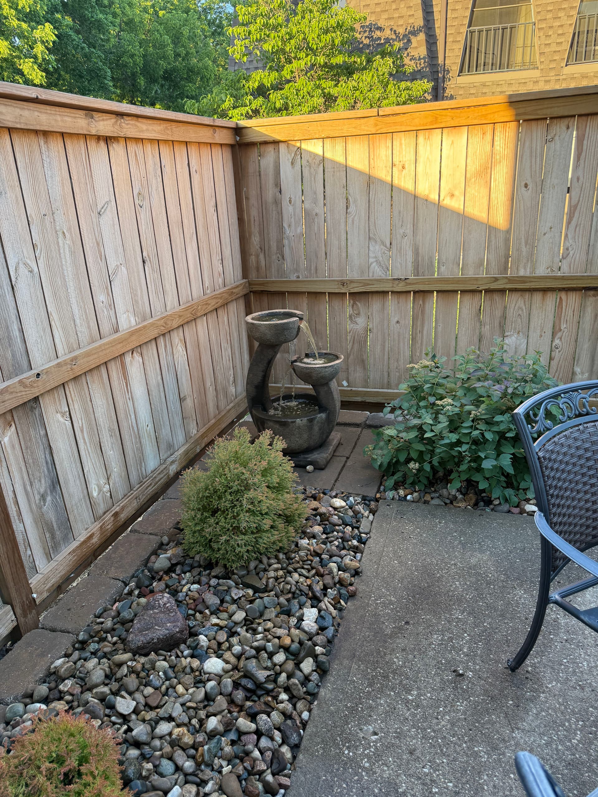 Gallery photos for Fresh Mulch and a Careful Trim Brought This Patio Back to Life: Image #3